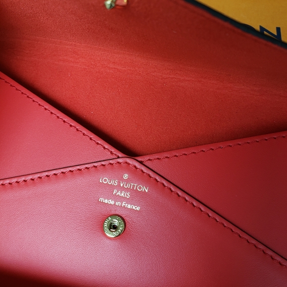 Louis Vuitton Veau Cachemire Envelope Pouch Red - Picture 6 of 8